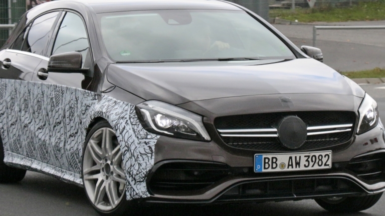 Mercedes-Benz AMG A45 2019 sẽ có sức mạnh hơn 400 mã lực
