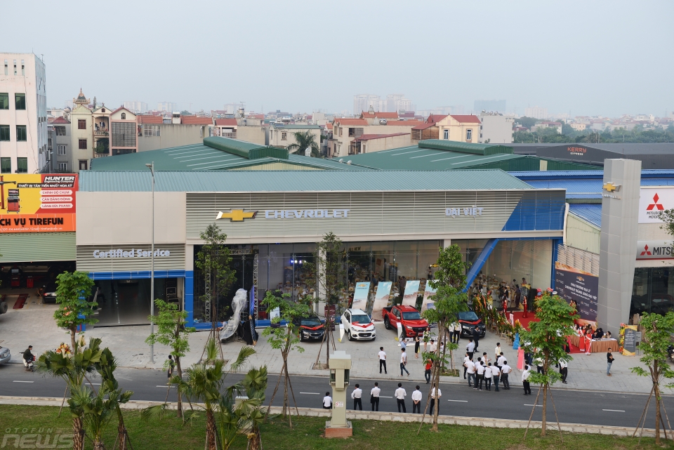 chevrolet khai truong dai ly 3s thu 5 tai ha noi