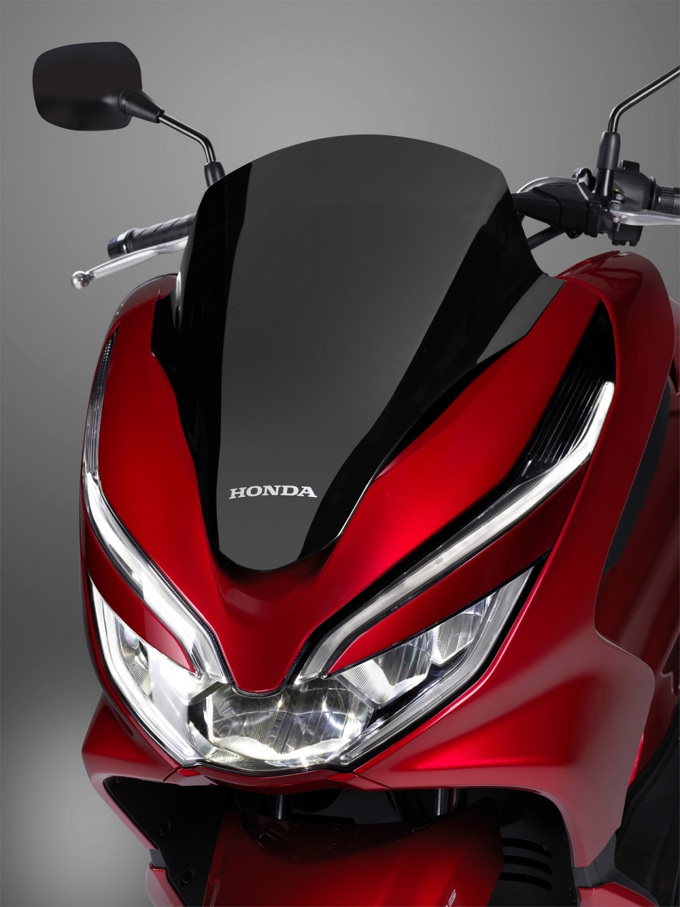 honda pcx 125 phien ban chau au khac gi hang viet