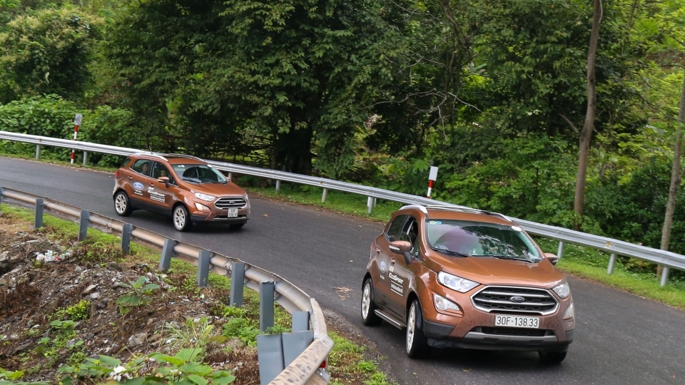 Nhận xét "như chuyên gia" của nhiều khách hàng sau khi sử dụng Ford EcoSport 1.5L