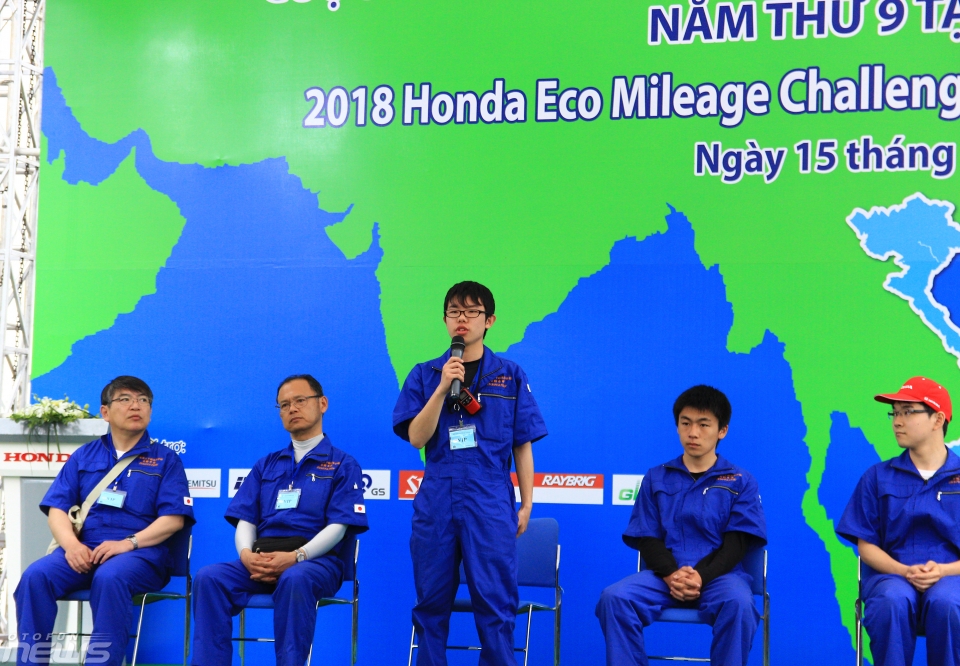 Bạn trẻ Nhật Bản chia sẻ bí quyết trong chế tạo xe tiết kiệm nhiên liệu ban tre nhat ban chia se bi quyet trong che tao xe tiet kiem nhien lieu