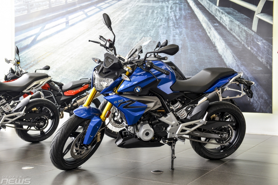 Cận cảnh naked bike Cận cảnh naked bike