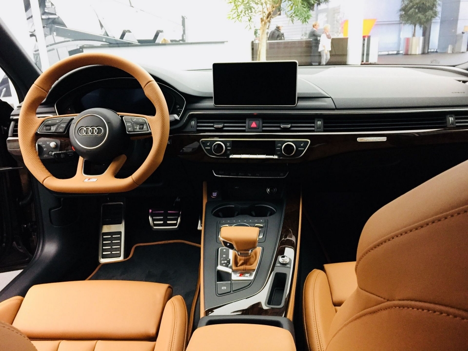 alibaba tro thanh doi tac cung cap cong nghe tri tue nhan tao cho audi volvo va daimler