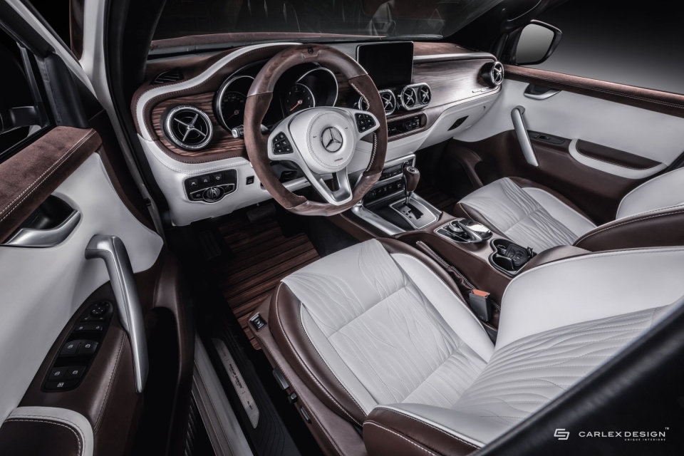 Chiêm ngưỡng khoang lái cực sang trọng của bán tải Mercedes-Benz X-Class chiem nguong khoang lai mercedes benz x class dam tinh co dien