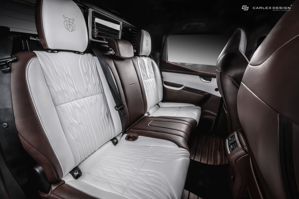 Chiêm ngưỡng khoang lái cực sang trọng của bán tải Mercedes-Benz X-Class chiem nguong khoang lai mercedes benz x class dam tinh co dien