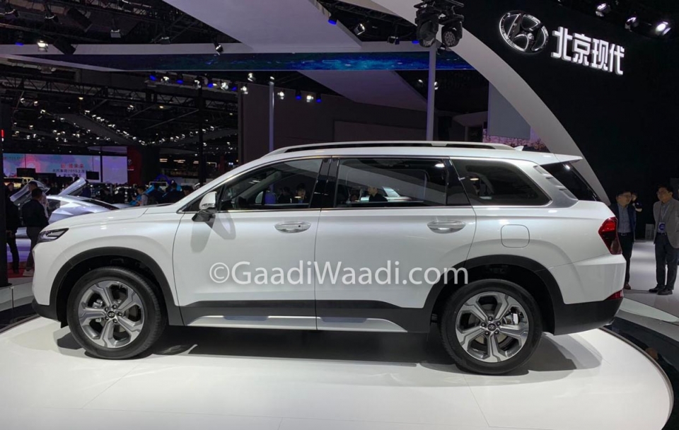 Hyundai Santa Fe phiên bản VIP ra mắt ở Trung Quốc hyundai santa fe lwb ra mat o trung quoc