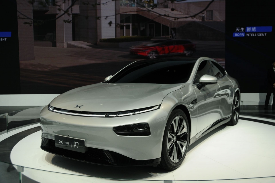 Xpeng P7 - xe điện Trung Quốc chạy được 600km mỗi lần sạc xpeng p7 xe dien trung quoc chay duoc 600km moi lan sac