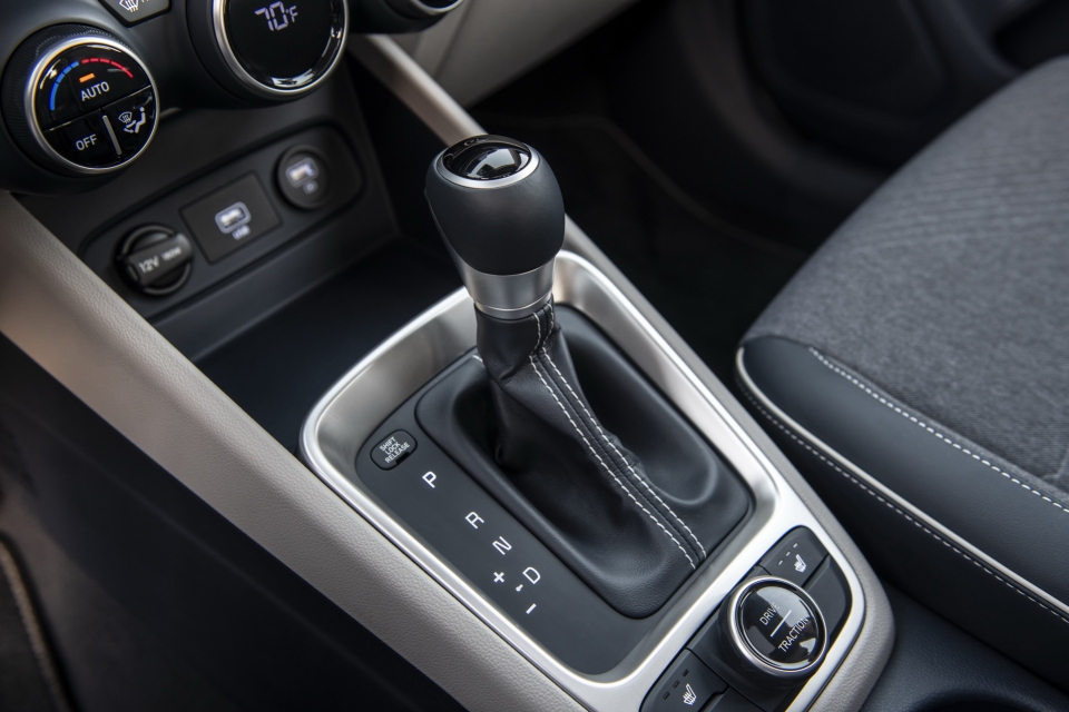 Hyundai Venue ra mắt: SUV nhỏ nhất, nhiều công nghệ, giá rẻ hyundai venue ra mat suv nho nhat nhieu cong nghe gia re