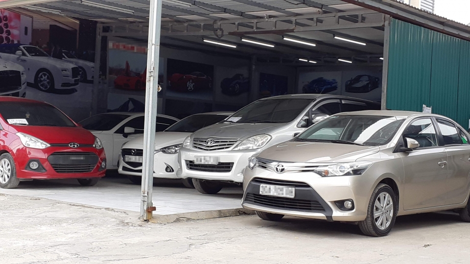 Mua xe 'cỏ', được và mất thanh vien otofun tam su mua xe co duoc va mat