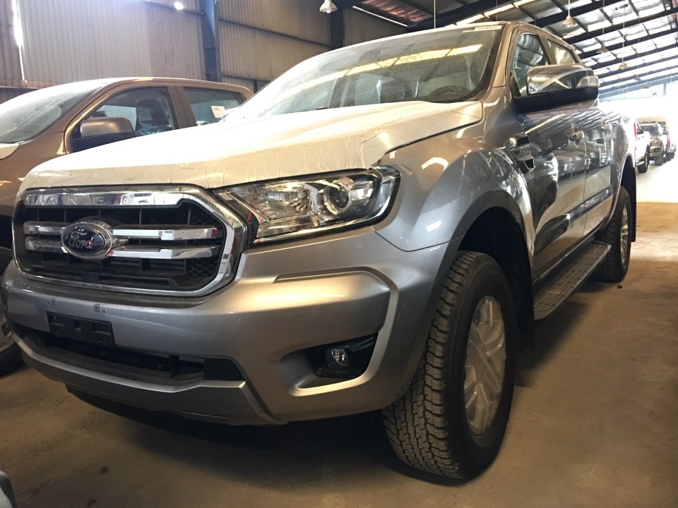 infographic gia lan banh ford ranger thay doi the nao sau ngay 104