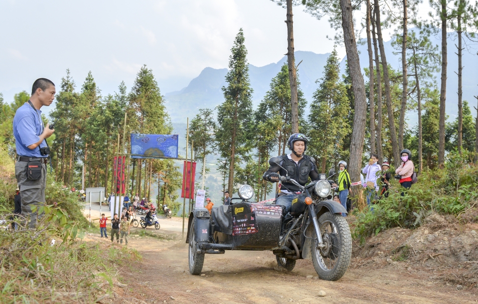 Tinh thần đá - Lễ hội off-road lớn nhất Hà Giang khai mạc tinh than da le hoi off road lon nhat ha giang khai mac