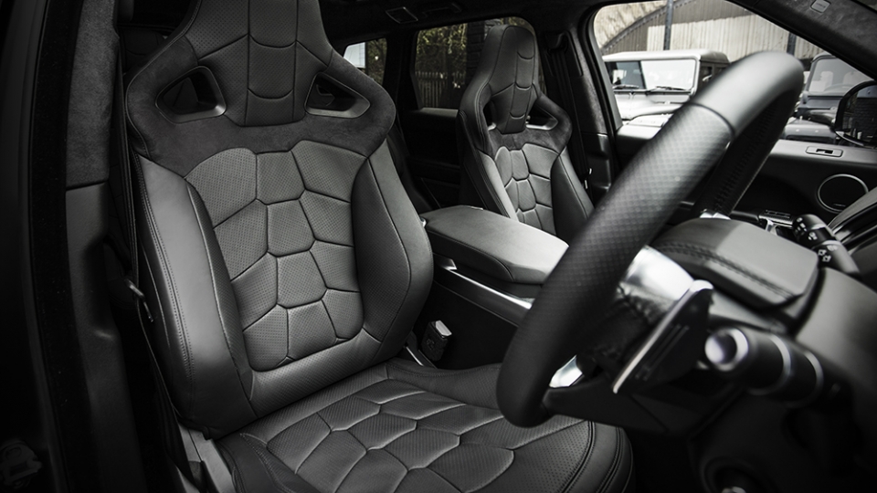 Kahn giới thiệu gói độ mới cho Range Rover Sport SVR hiệu năng cao kahn gioi thieu goi do moi cho range rover sport svr hieu nang cao