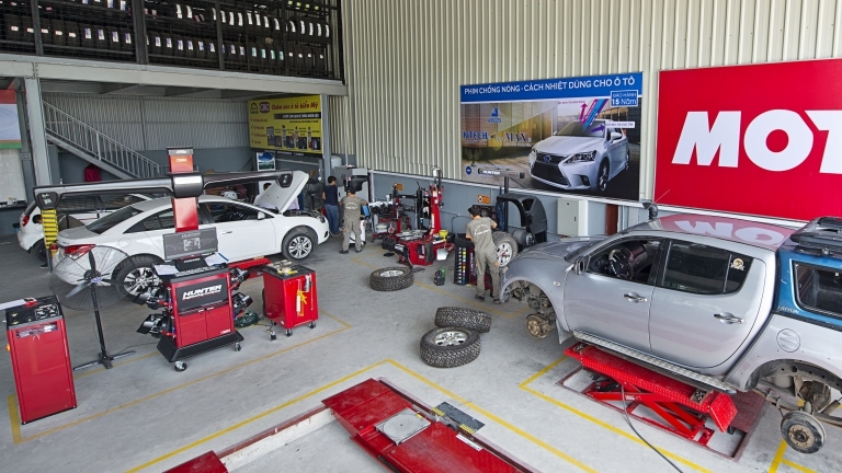 Dạo một vòng quanh trung tâm dịch vụ lốp Tirefun Long Biên