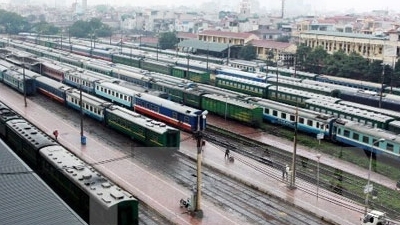 Từ ngày 1/6, khai thác đoàn tàu nhanh Hà Nội - Vinh, vé chỉ 10.000 đồng