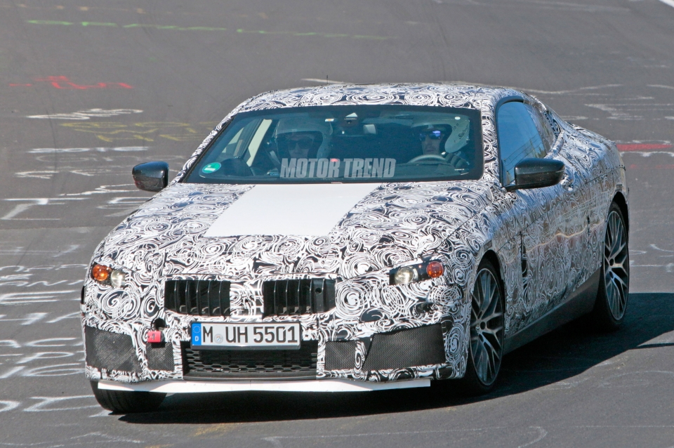 bmw bat mi hinh anh series 8 coupe sap ra mat