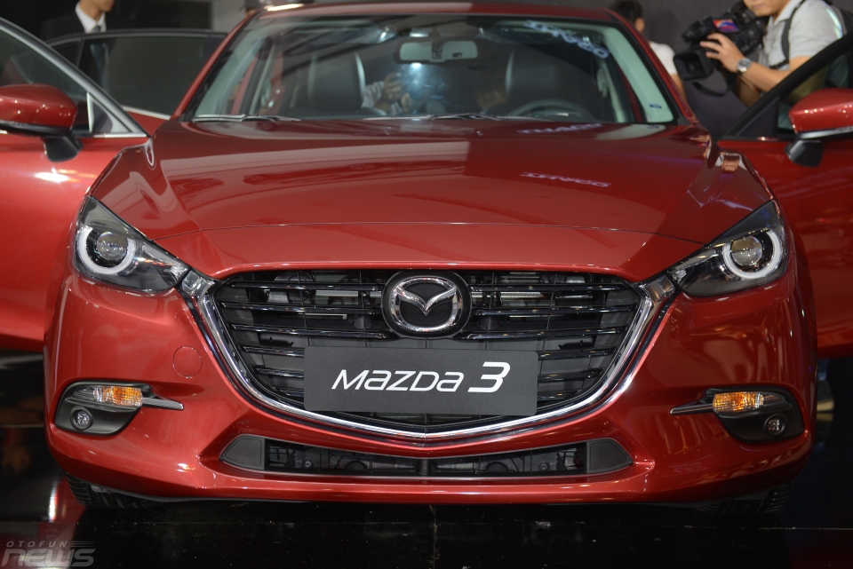 Mazda3 2017 với công nghệ kiểm soát điều hướng mô-men xoắn ra mắt tại Việt Nam mazda3 2017 voi cong nghe kiem soat dieu huong mo men xoan ra mat tai viet nam