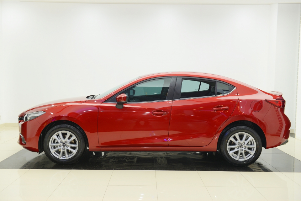 mazda3 2017 vua ra mat khac gi the he cu