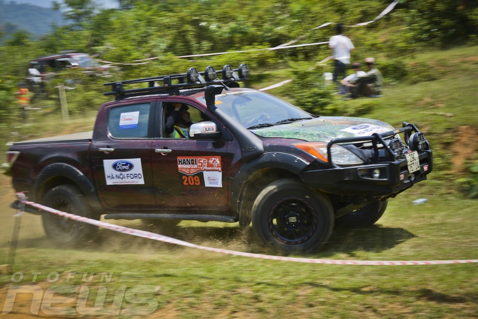 Ấn tượng giải đua địa hình kỉ niệm CLB Offroad Hà Nội tròn 5 tuổi an tuong giai dua dia hinh ki niem clb offroad ha noi tron 5 tuoi