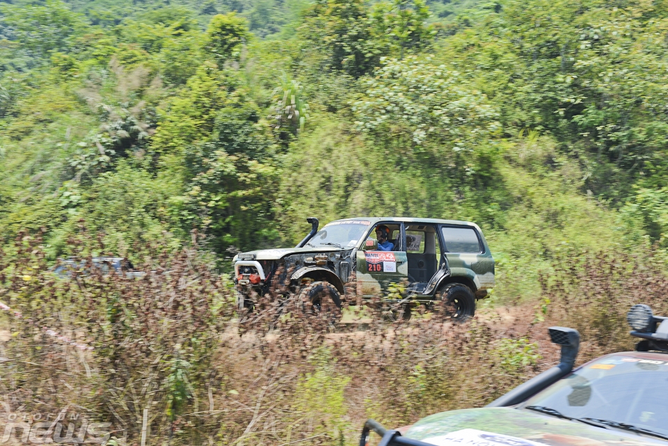 Khép lại giải đua địa hình chào mừng CLB Offroad Hà Nội tròn 5 tuổi khep lai giai dua dia hinh chao mung clb offroad ha noi tron 5 tuoi