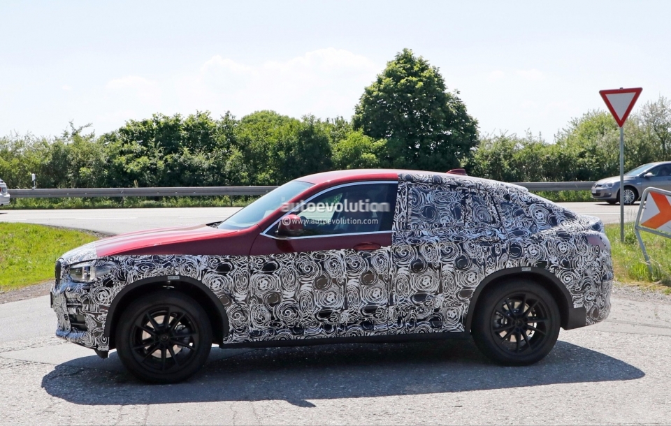Hé lộ hình ảnh BMW X4 thế hệ thứ hai he lo hinh anh bmw x4 the he thu hai 10535