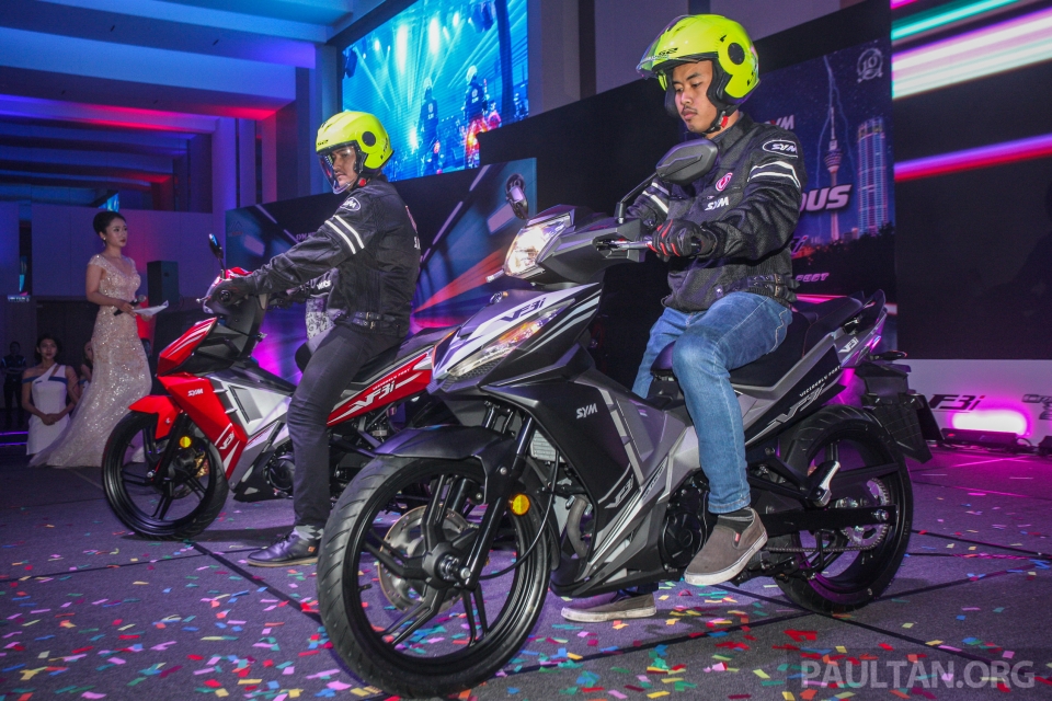 SYM VF3i 2018 ra mắt nhằm soán ngôi Honda Winner sym vf3i 2018 ra mat nham soan ngoi honda winner