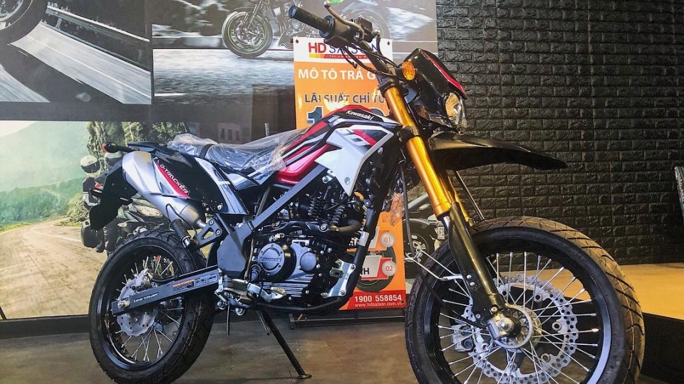 Hé lộ hình ảnh "cào cào phố" Kawasaki D-Tracker 150 tại Việt Nam