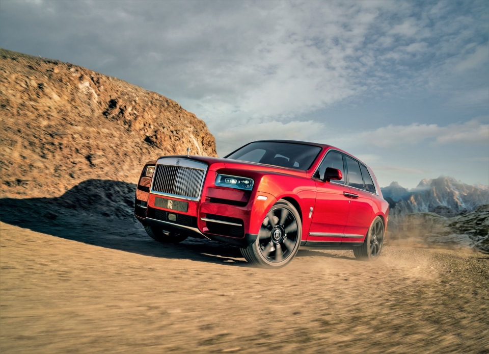 SUV siêu sang Rolls-Royce Cullinan 2018 có giá 41 tỷ đồng tại Việt Nam suv sieu sang rolls royce cullinan 2018 co gia 41 dong tai viet nam