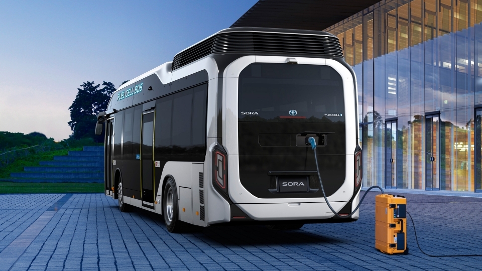 Toyota chuẩn bị sản xuất lô xe buýt đầu tiên