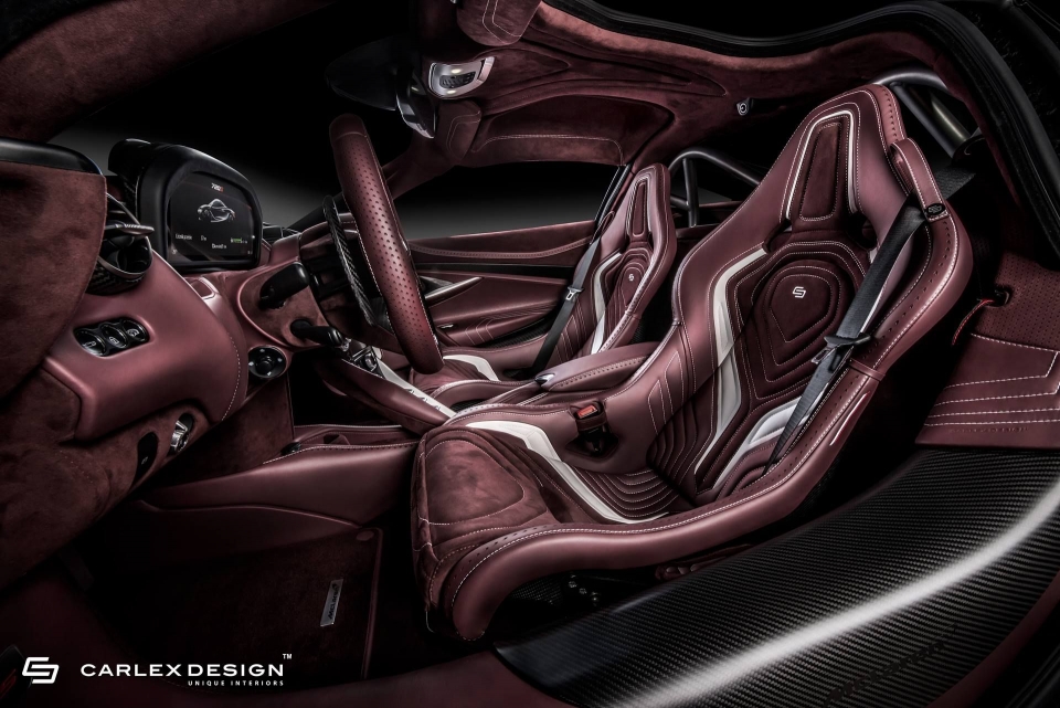 Chiêm ngưỡng khoang lái đầy mê hoặc trên McLaren 720S chiem nguong khoang lai day me hoac tren mclaren 720s