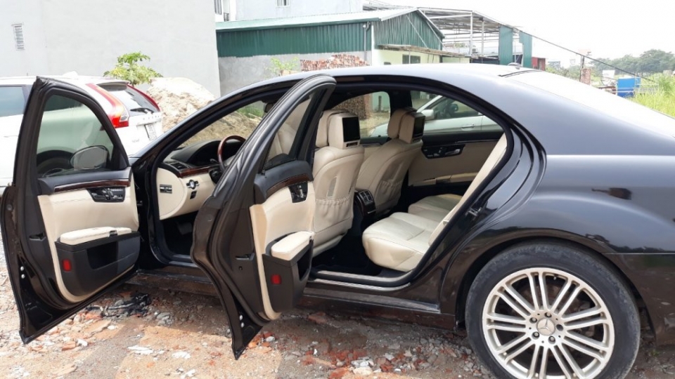 sau 10 nam mercedes benz s450 2007 duoc ban voi muc gia khong tuong