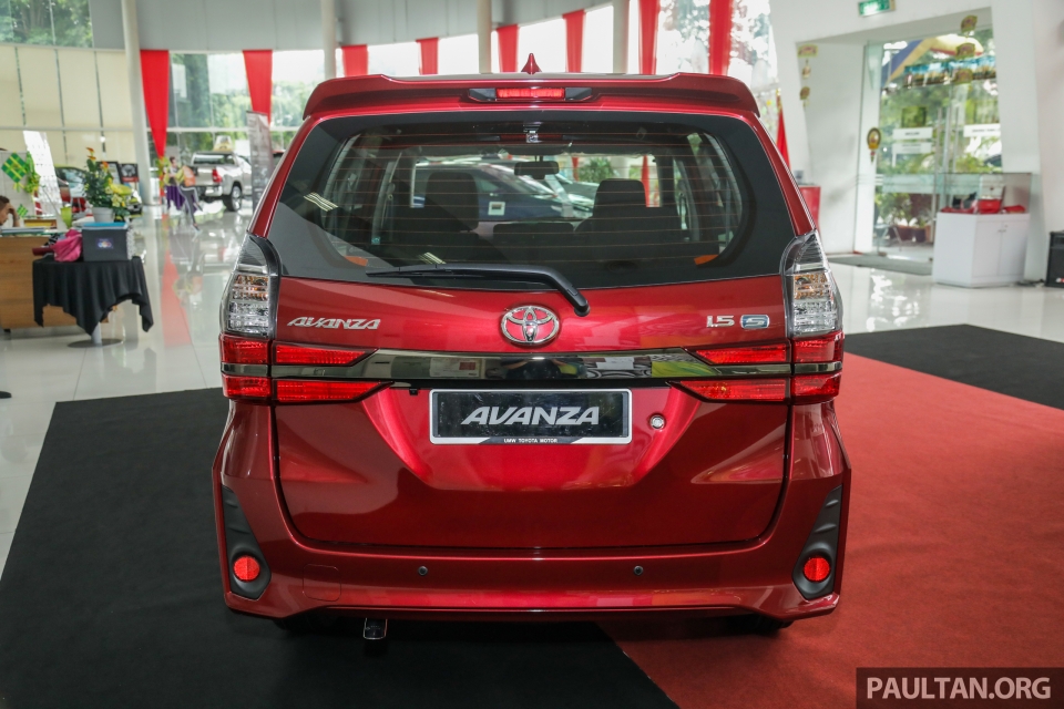 toyota avanza 2019 them he thong canh bao diem mu lot xac ve thiet ke