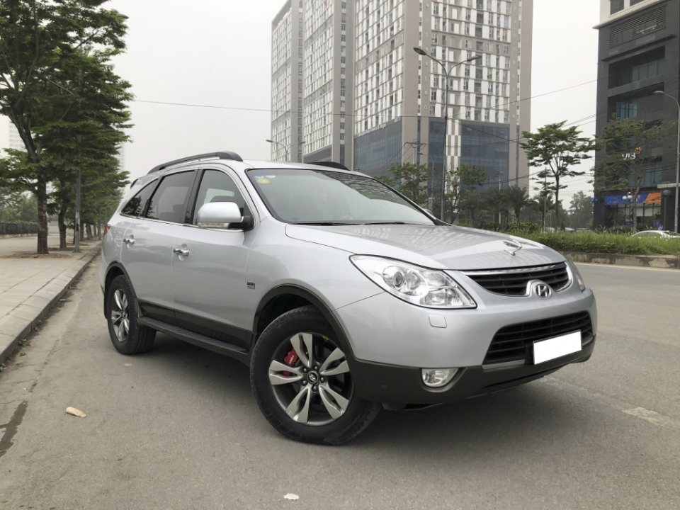 Hyundai Veracruz 2009: Xe cũ giá 600 triệu tiện nghi như xe 2 tỷ hyundai veracruz 2009 xe cu gia 600 trieu tien nghi nhu xe 2 ty