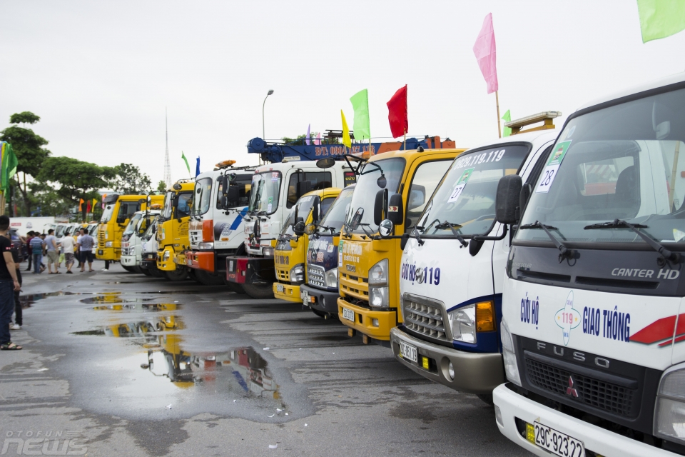 Ấn tượng ngày hội xe cứu hộ cơ giới Vietnam Tow Show 2017 an tuong ngay hoi xe cuu ho co gioi vietnam tow show 2017