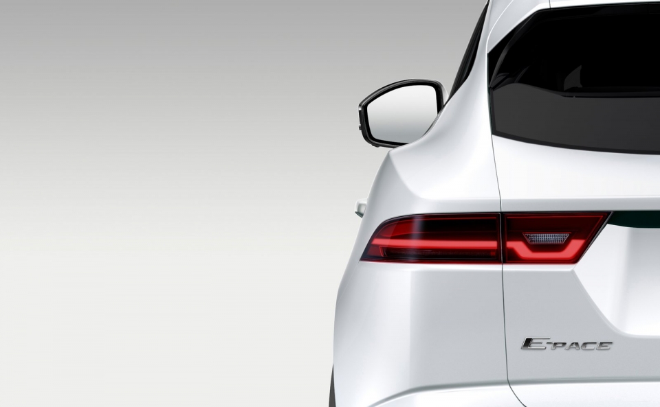 SUV đô thị Jaguar E-Pace sẽ trình làng vào ngày 13/7 suv do thi jaguar e pace se trinh lang vao ngay 137