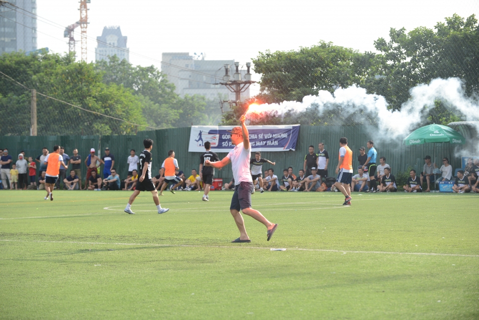 giai bong da tranh cup otofun lan thu 11 dien ra soi noi