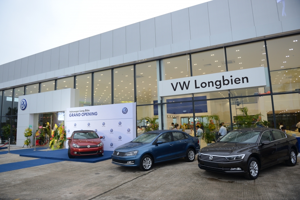 volkswagen mo dai ly thu hai tai ha noi no luc tro lai thi truong trong nuoc