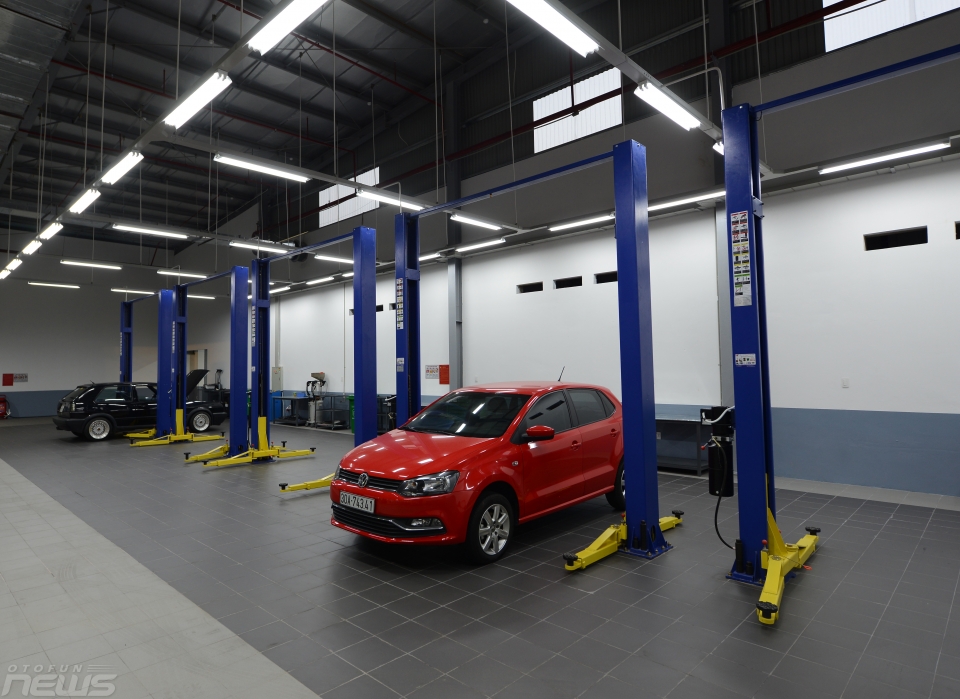 volkswagen mo dai ly thu hai tai ha noi no luc tro lai thi truong trong nuoc