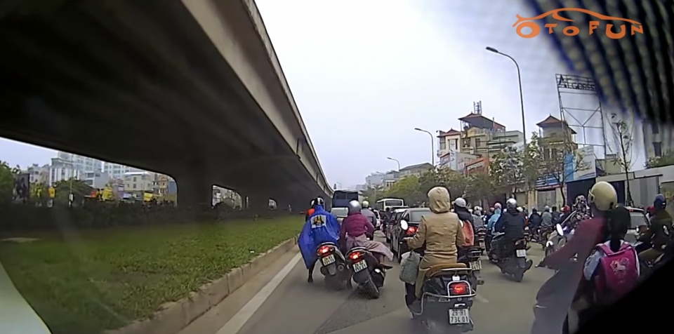 'Tự thú' của một 'Ninja' xinh đẹp cuu ninja lead chia se ki nang lai xe may an toan
