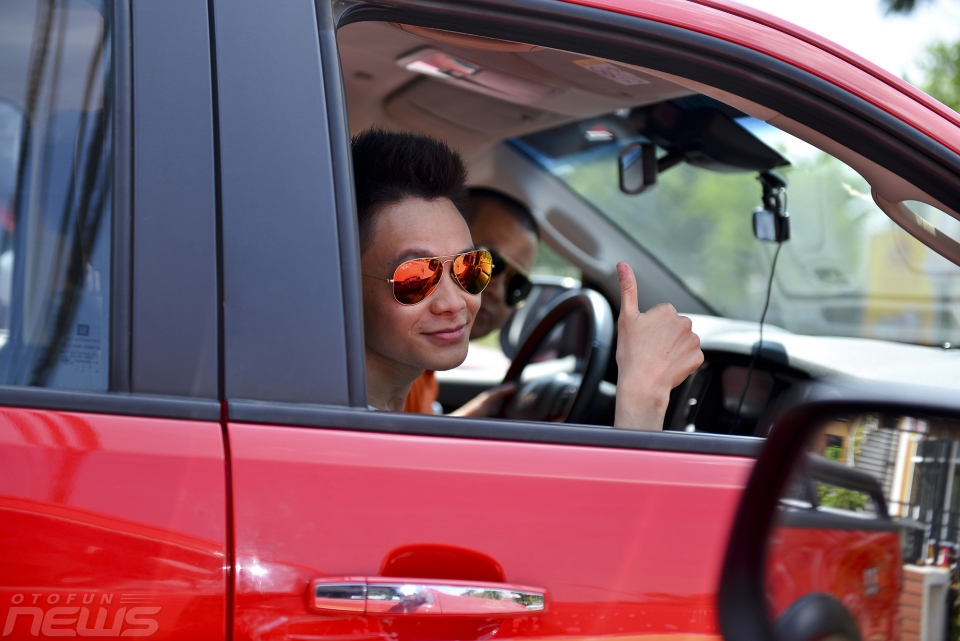 hinh anh dang nho ngay dau chuyen caravan ki niem sinh nhat otofun