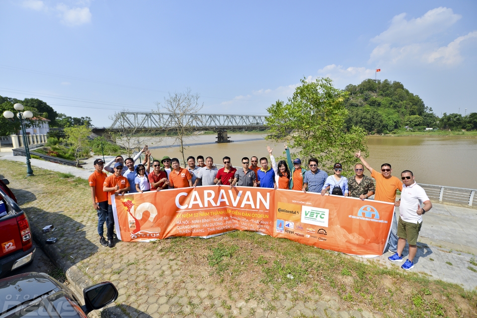 Đoàn caravan Otofun dừng chân giao lưu với chi hội Thanh Hoá doan caravan otofun dung chan giao luu voi chi hoi thanh hoa