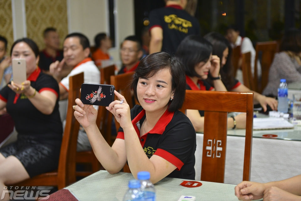 mo man chang 2 caravan mung sinh nhat dien dan otofun