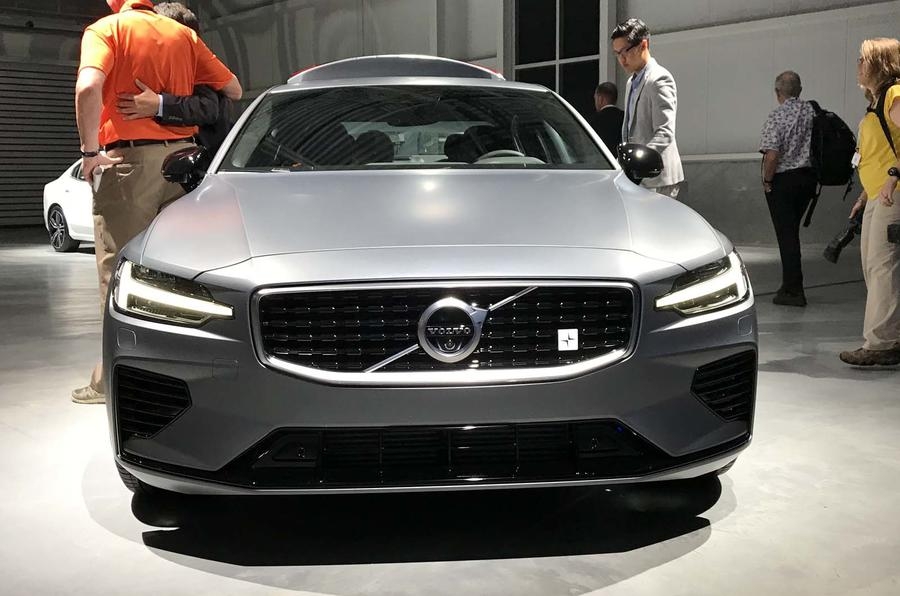Volvo S60 ra mắt với nhiều điểm đặc biệt volvo s60 ra mat voi nhieu diem dac biet