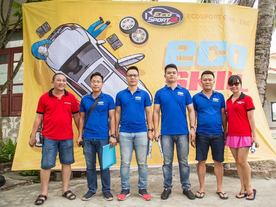 CLB EcoSport mừng sinh nhật 2 năm soi dong chuong trinh eco van don noi khong voi con cua clb ford ecosport