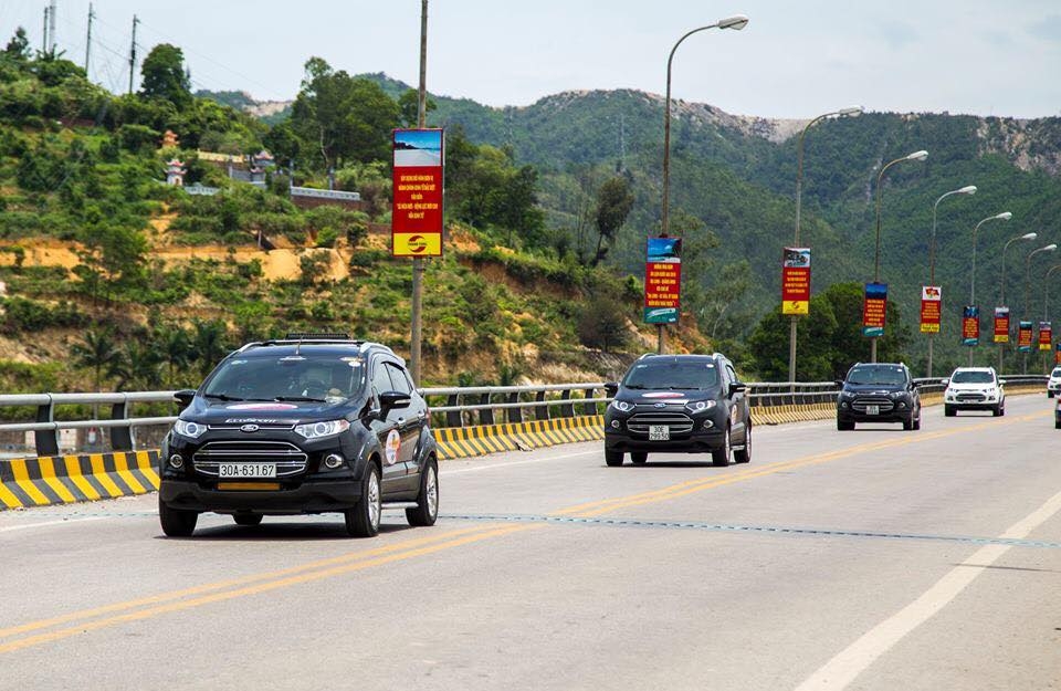 CLB EcoSport mừng sinh nhật 2 năm soi dong chuong trinh eco van don noi khong voi con cua clb ford ecosport