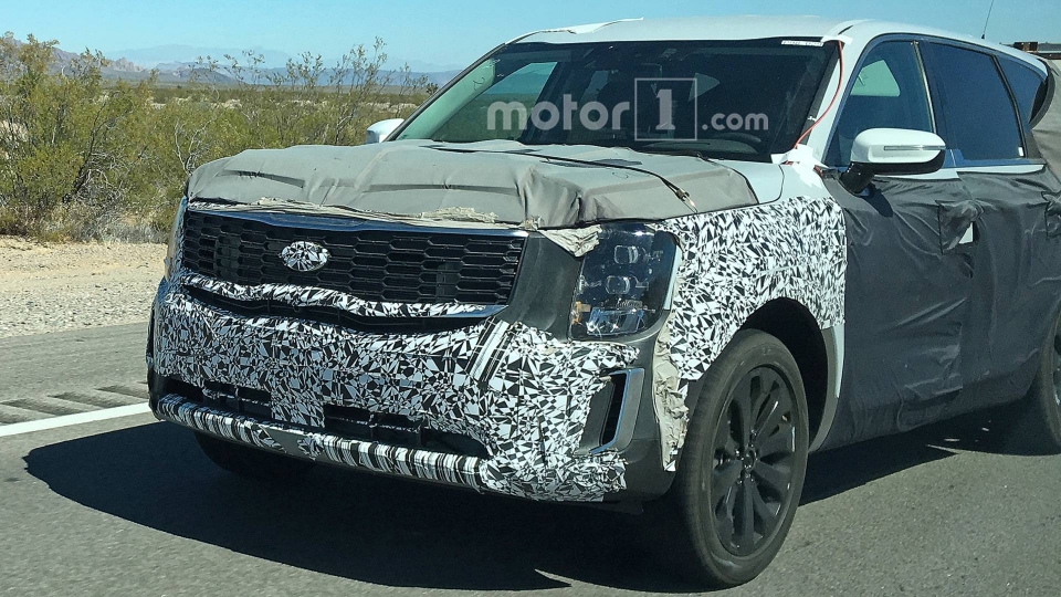 SUV mới Kia Telluride lần đầu thử nghiệm suv moi kia telluride lan dau thu nghiem