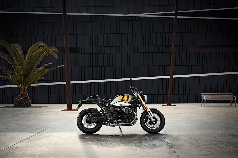 bmw motorrad spezial se cho ra doi nhung chiec mo to ca nhan hoa cao