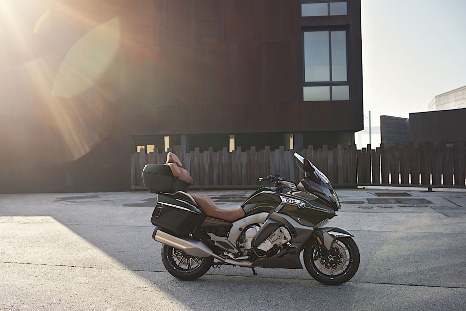 bmw motorrad spezial se cho ra doi nhung chiec mo to ca nhan hoa cao