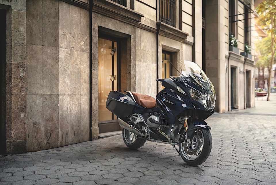bmw motorrad spezial se cho ra doi nhung chiec mo to ca nhan hoa cao