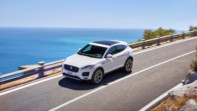 Jaguar E-Pace 2018 chính thức trình làng, giá từ 36.831 USD
