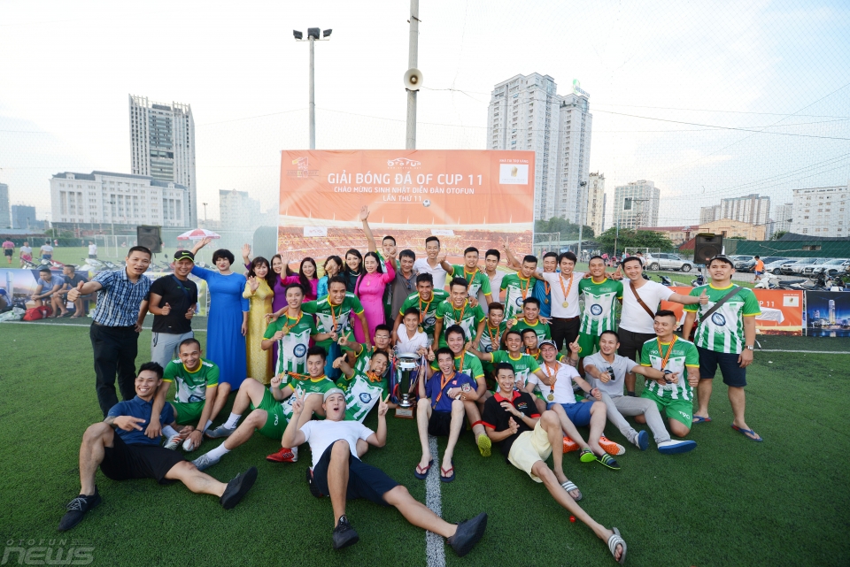 of dat cang len ngoi vuong tai giai bong da of cup lan thu 11